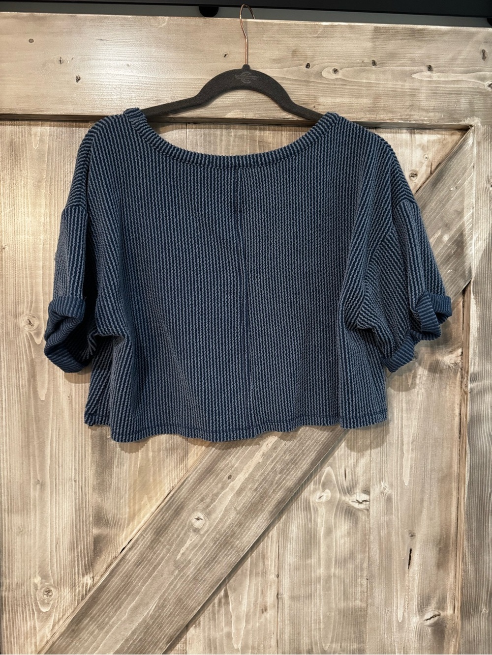 Altar'd State Navy Ribbed V-Neck Cropped Tee - Picture 2 of 4